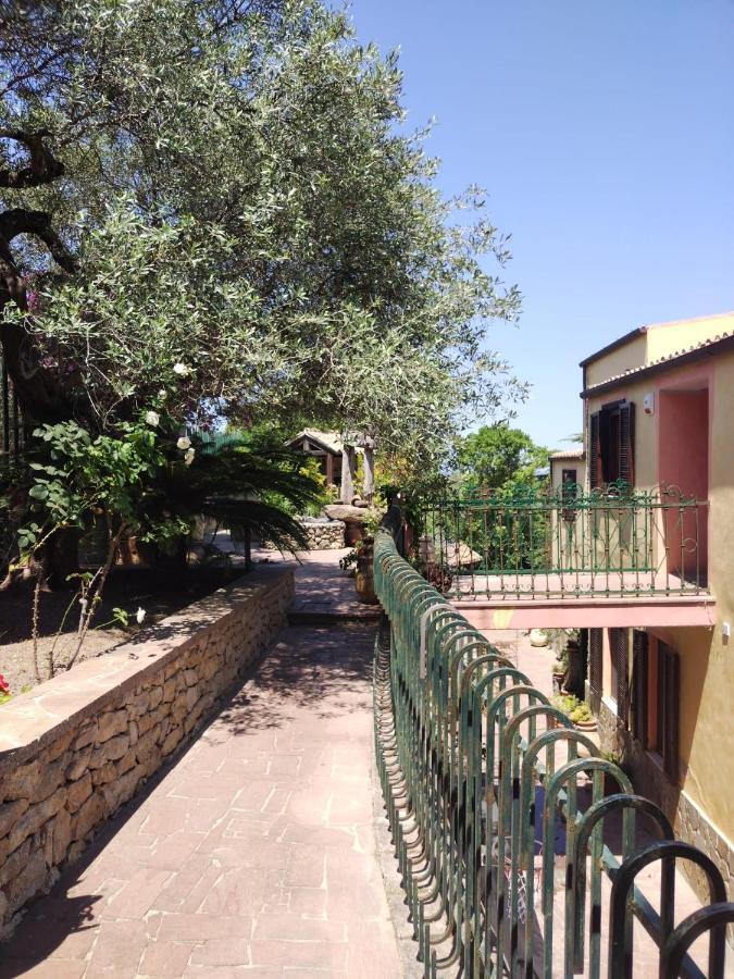 Il Casale Del Cortonese Apartment Sassari Bagian luar foto