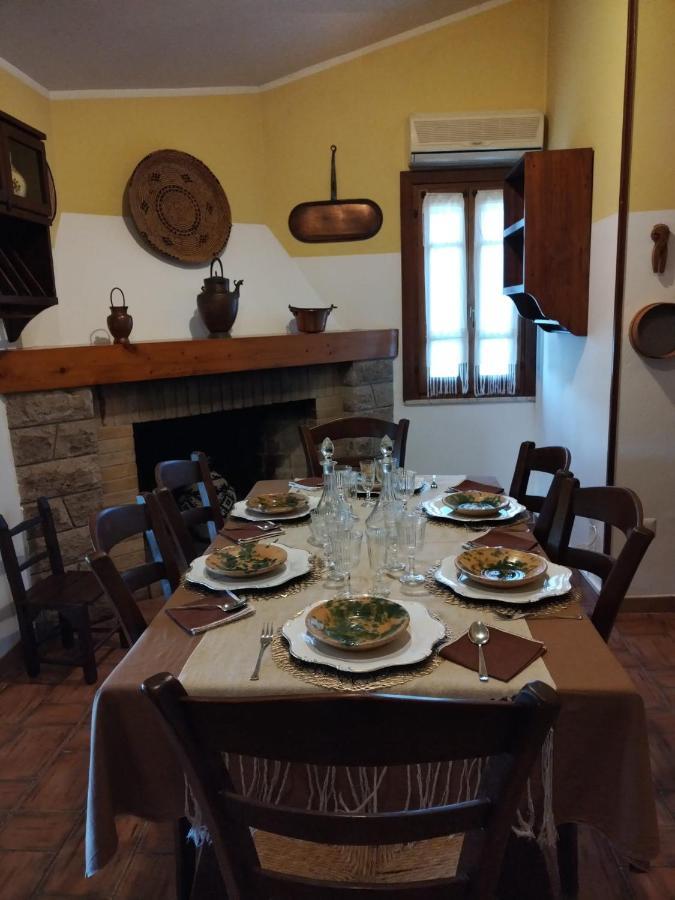 Il Casale Del Cortonese Apartment Sassari Bagian luar foto