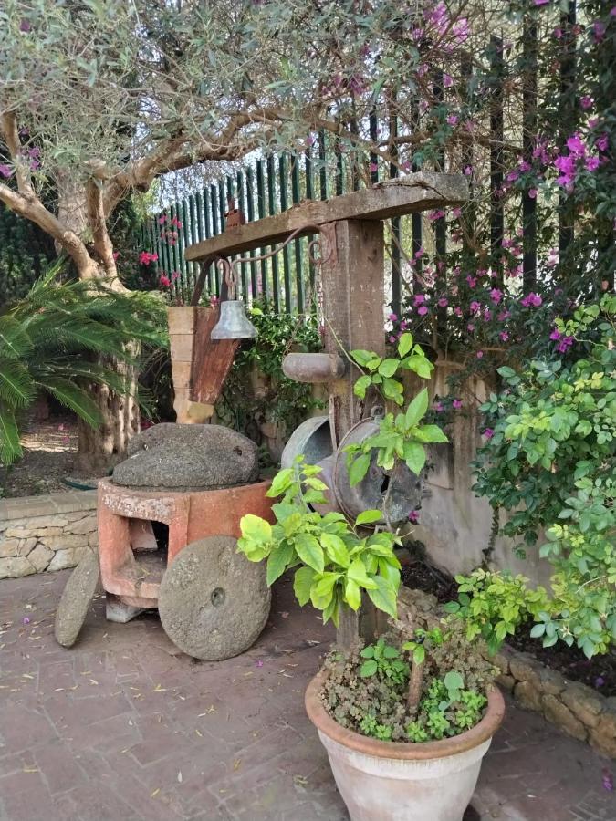 Il Casale Del Cortonese Apartment Sassari Bagian luar foto